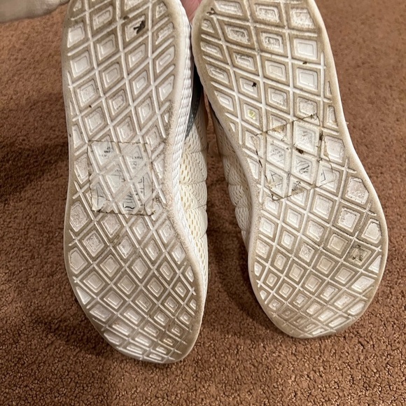 Primark Women’s White Cream Mesh Sneakers Size 7 - Picture 4 of 6